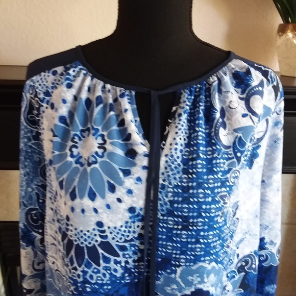 CHICO'S Ladies Long-sleeved Tunic Top - Picture 3 of 8